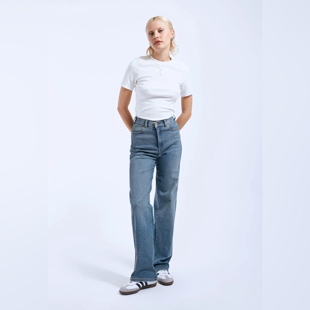 Dr. Denim Moxy straight leg Jean in cape mid blue sz 18